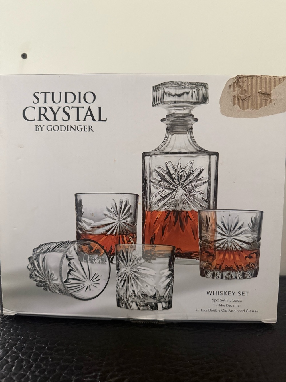 Godinger Studio Crystal Clear Whiskey Decanter and 4 Tumblers
